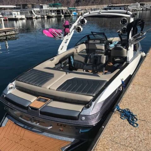 powerboat-1 2017 Malibu Wakesetter 25 LSV